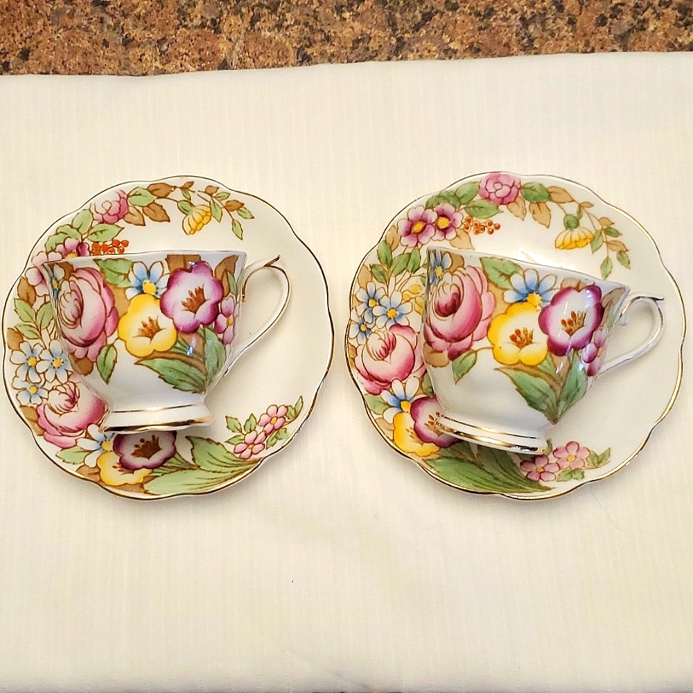 Tea-for-2! Vintage Royal Albert Bone China